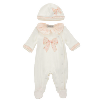 Set tutina e cuffia con fiocchi e balze