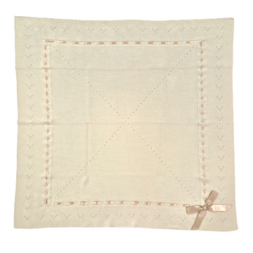 Copertina neonati in filo cotone con nastro e fiocco