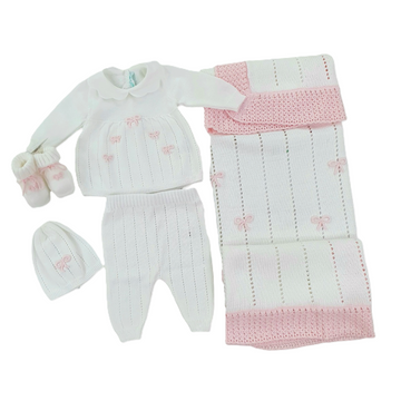 Cappellino filo ricamo fiocchetto Bebè di Almy