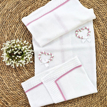 Copertina in filo cotone ricamo roselline