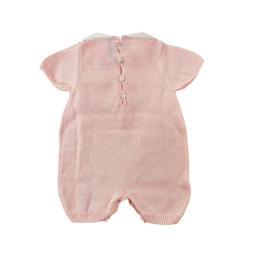 Pagliaccetto rosa in filo con cuore ricamato