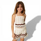 Top e Shots Girl in maglia con zig zag
