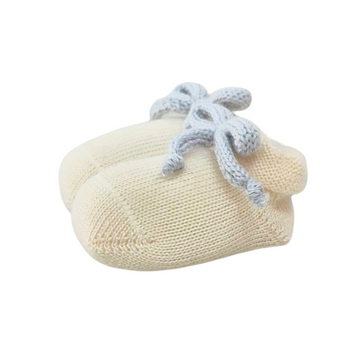 Scarpina neonato in lana con fiocco celeste